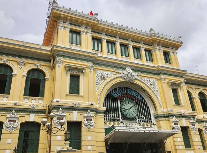 Bưu điện thành phố Hồ Chí Minh