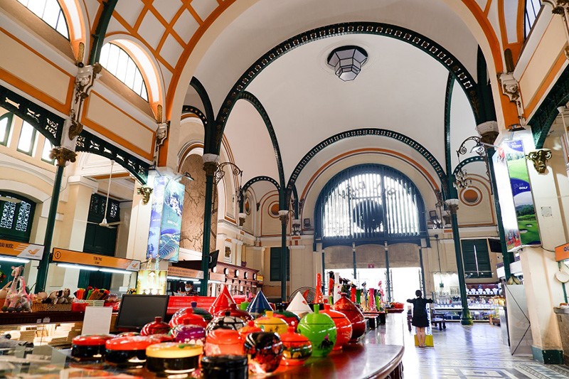 Bưu điện thành phố Hồ Chí Minh
