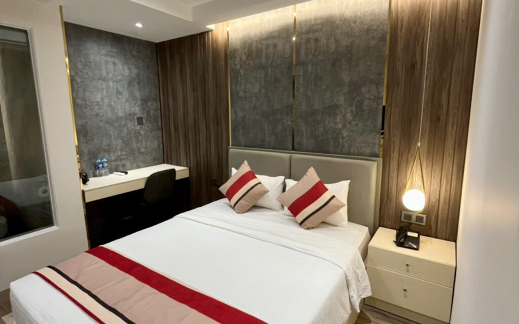 Acnos Hotel – Khách Sạn 3 sao Quận 1
